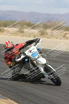 media/May-05-2025-Moto Forza (Mon) [[3c1838c5e5]]/2-B Group/Session 2 (Turn 7 Inside)/